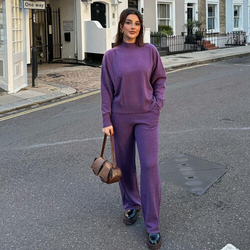 Stand collar jumper with saddle sleeves